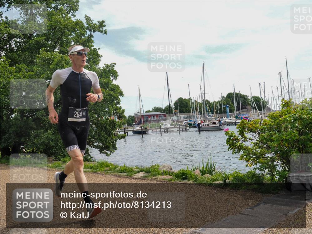 22.06.2025 - Viking Triathlon KatJ http://msf.ph/oto/8134213 22.06.2025 13:19:25 Laufen 264, 299, 443 meine-sportfotos.de