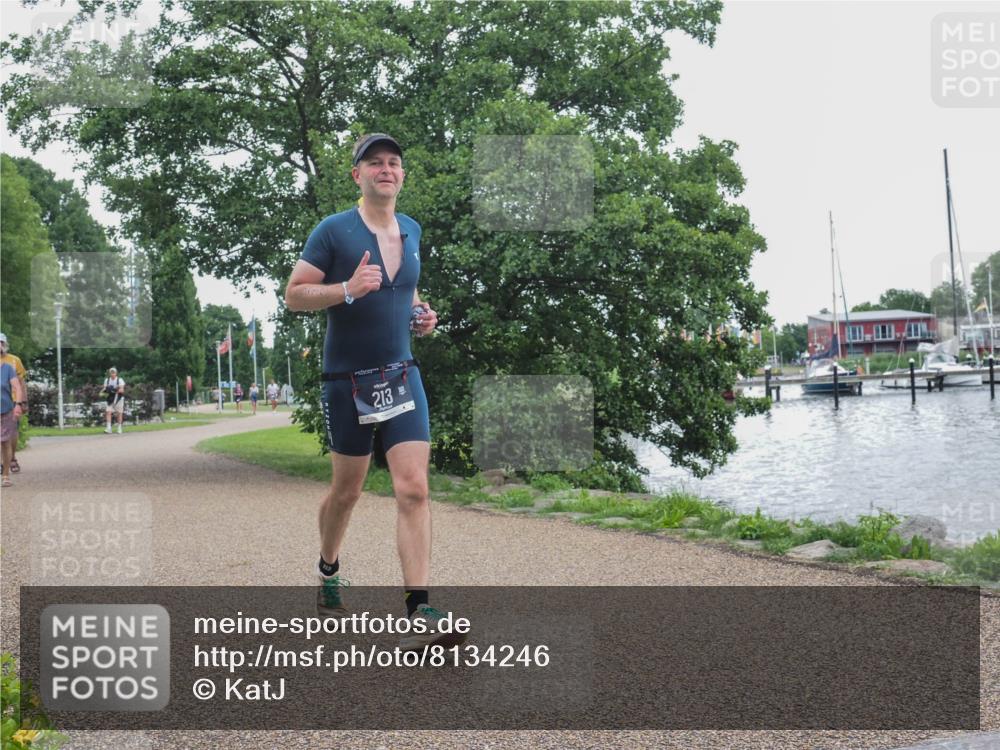 22.06.2025 - Viking Triathlon KatJ http://msf.ph/oto/8134246 22.06.2025 15:57:54 Laufen 213 meine-sportfotos.de