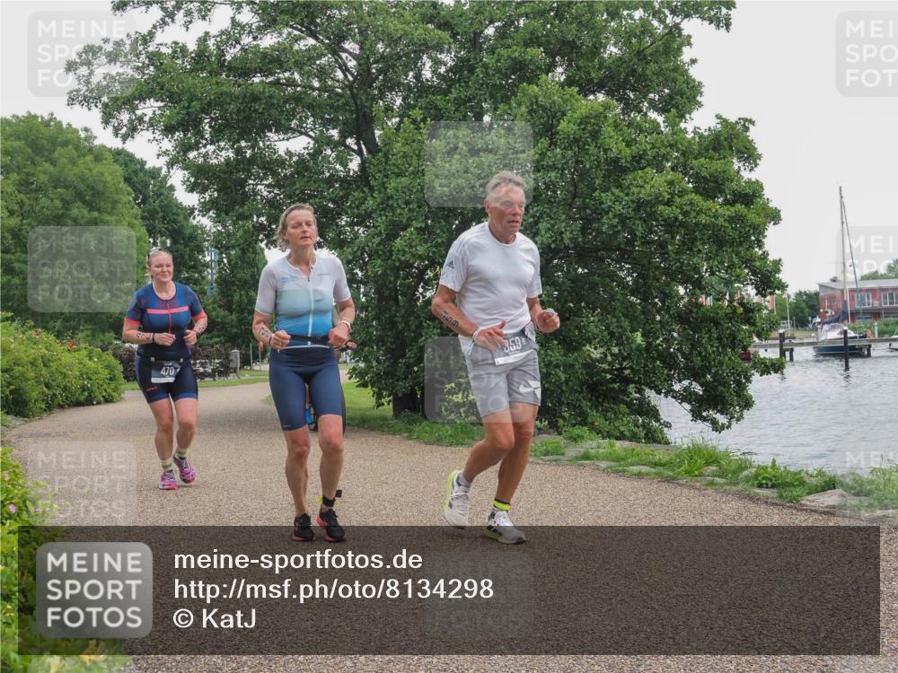 22.06.2025 - Viking Triathlon KatJ http://msf.ph/oto/8134298 22.06.2025 15:58:21 Laufen 359, 470, 498 meine-sportfotos.de
