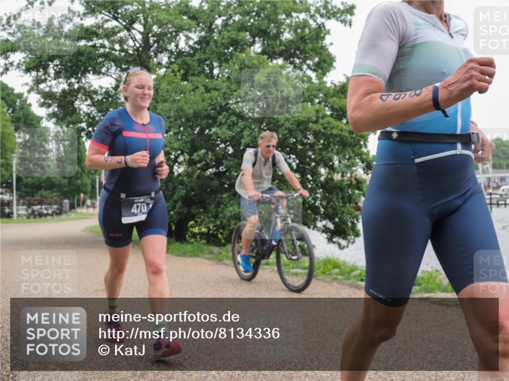 22.06.2025 - Viking Triathlon KatJ http://msf.ph/oto/8134336 22.06.2025 15:58:22 Laufen 359, 470, 498 meine-sportfotos.de