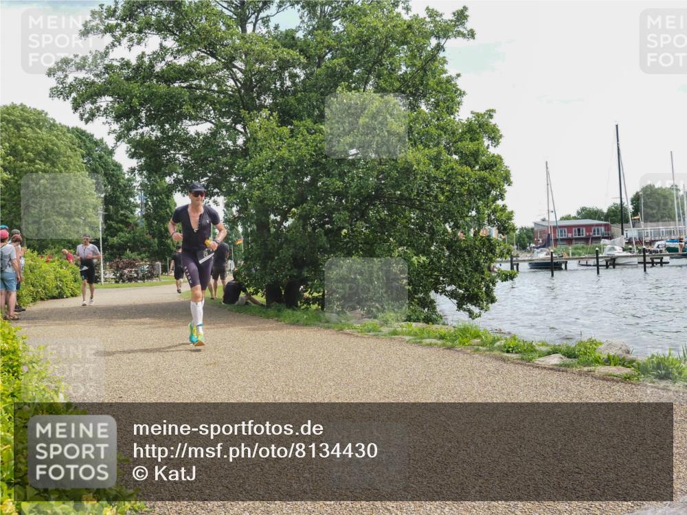 22.06.2025 - Viking Triathlon KatJ http://msf.ph/oto/8134430 22.06.2025 13:20:05 Laufen 75 meine-sportfotos.de