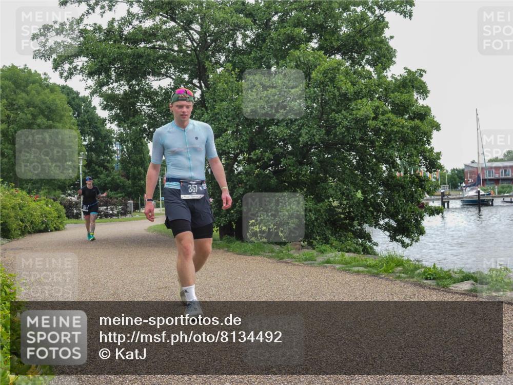 22.06.2025 - Viking Triathlon KatJ http://msf.ph/oto/8134492 22.06.2025 15:59:14 Laufen 357 meine-sportfotos.de