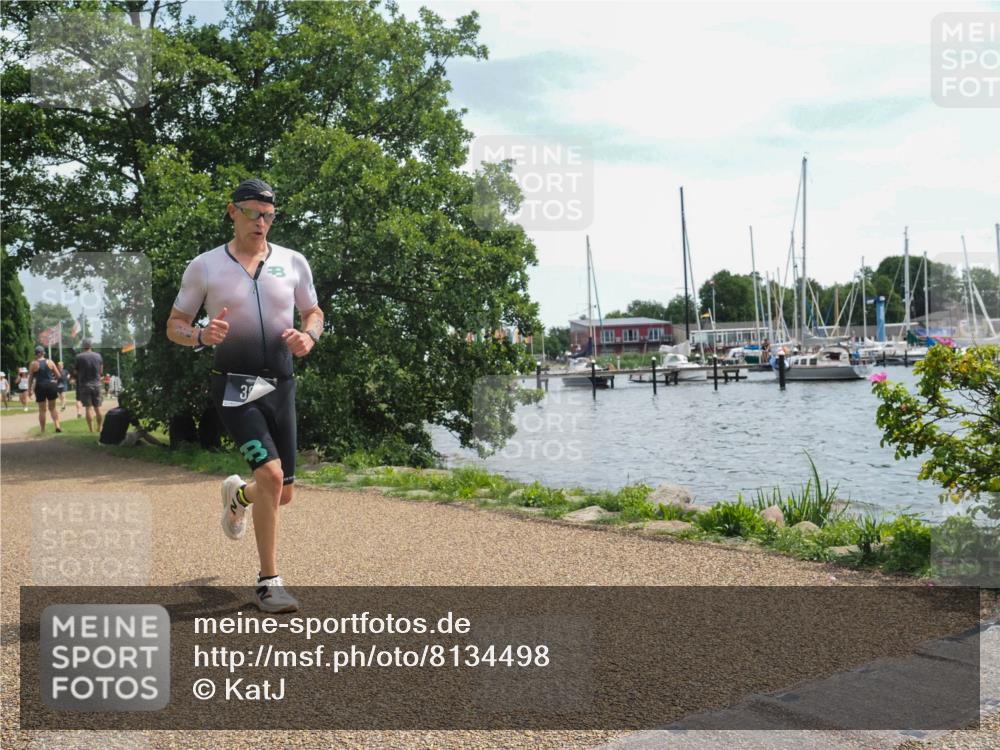 22.06.2025 - Viking Triathlon KatJ http://msf.ph/oto/8134498 22.06.2025 13:20:10 Laufen 386 meine-sportfotos.de