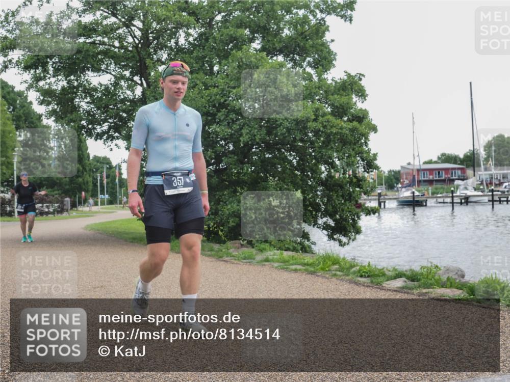 22.06.2025 - Viking Triathlon KatJ http://msf.ph/oto/8134514 22.06.2025 15:59:15 Laufen 357 meine-sportfotos.de