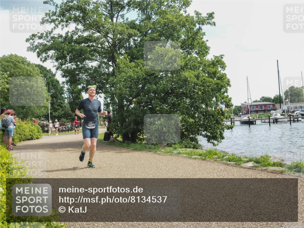 22.06.2025 - Viking Triathlon KatJ http://msf.ph/oto/8134537 22.06.2025 13:20:19 Laufen 550 meine-sportfotos.de