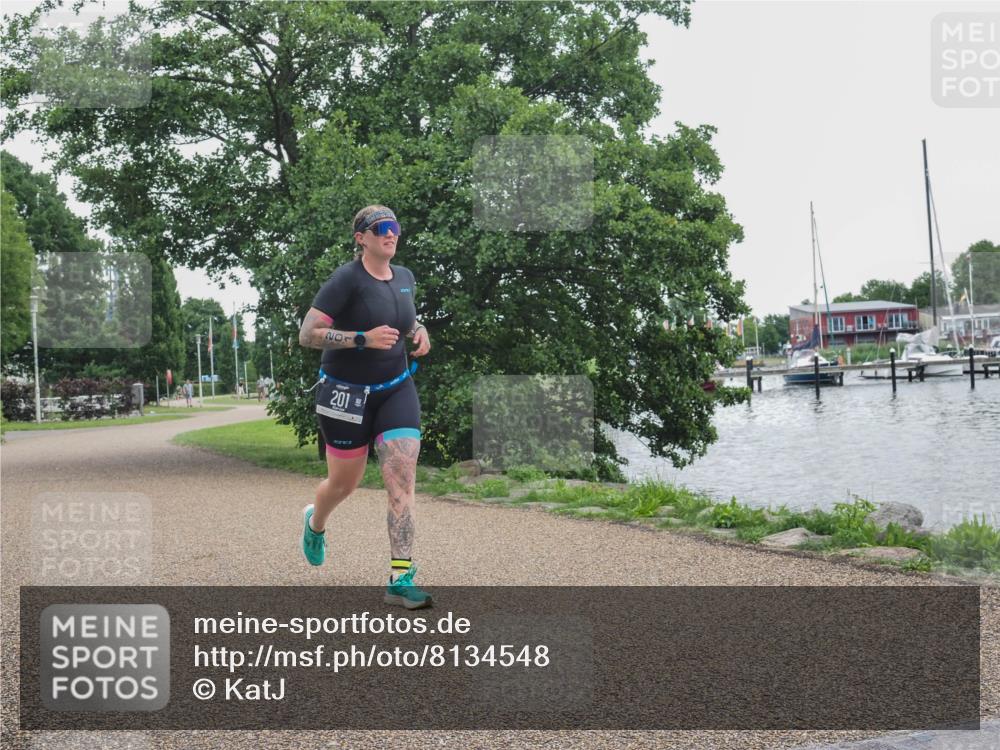 22.06.2025 - Viking Triathlon KatJ http://msf.ph/oto/8134548 22.06.2025 15:59:18 Laufen 201, 357 meine-sportfotos.de