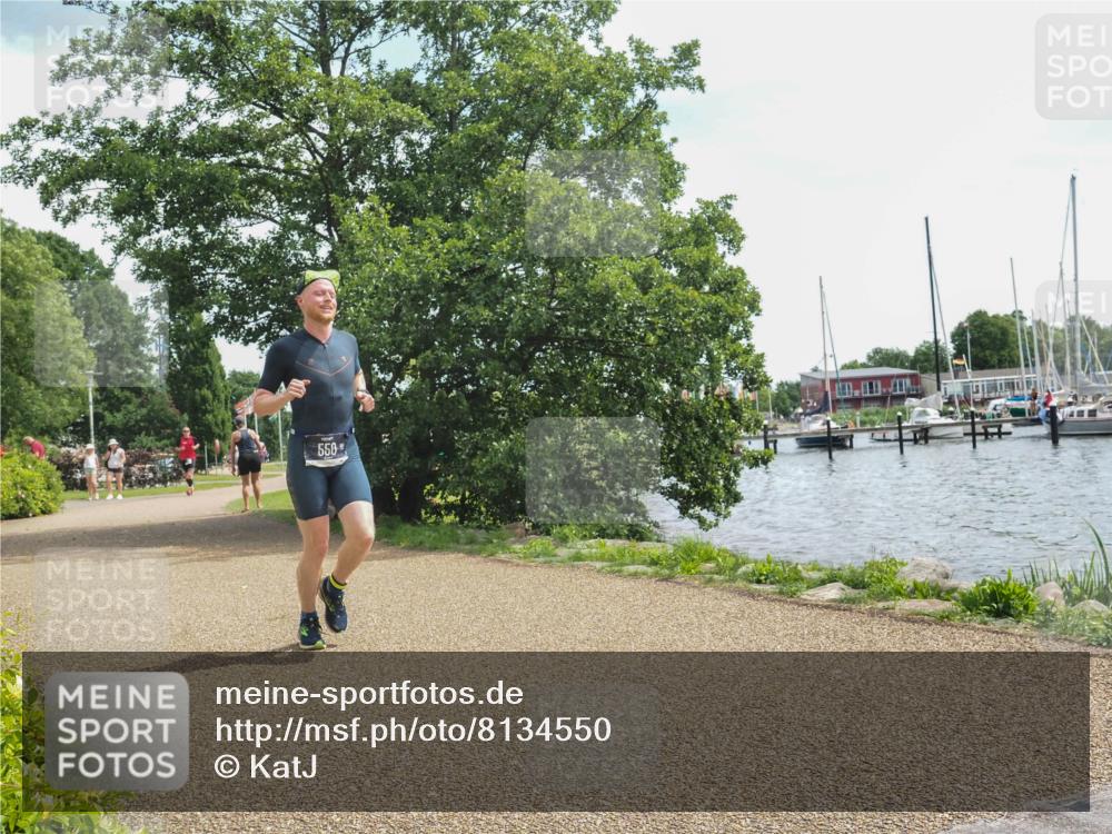 22.06.2025 - Viking Triathlon KatJ http://msf.ph/oto/8134550 22.06.2025 13:20:19 Laufen 550 meine-sportfotos.de