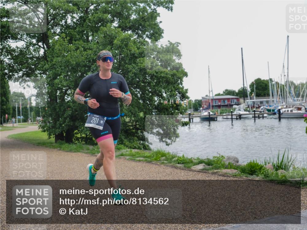 22.06.2025 - Viking Triathlon KatJ http://msf.ph/oto/8134562 22.06.2025 15:59:19 Laufen 201 meine-sportfotos.de