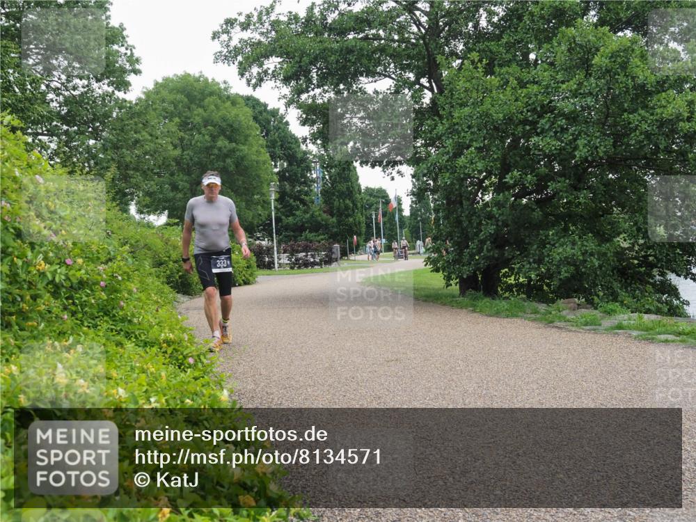 22.06.2025 - Viking Triathlon KatJ http://msf.ph/oto/8134571 22.06.2025 16:00:38 Laufen 333 meine-sportfotos.de