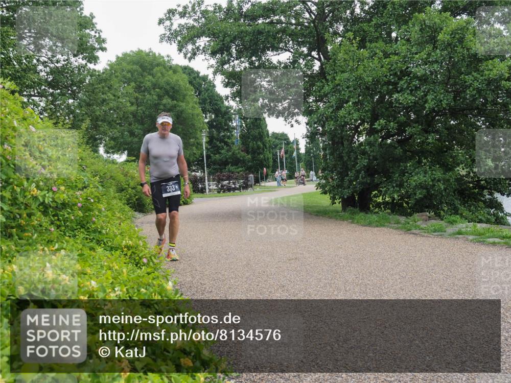 22.06.2025 - Viking Triathlon KatJ http://msf.ph/oto/8134576 22.06.2025 16:00:39 Laufen 333 meine-sportfotos.de
