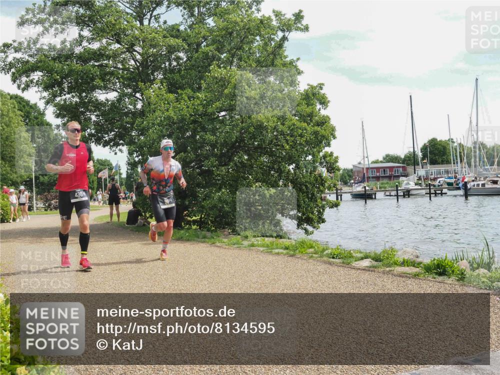 22.06.2025 - Viking Triathlon KatJ http://msf.ph/oto/8134595 22.06.2025 13:20:30 Laufen 90 meine-sportfotos.de