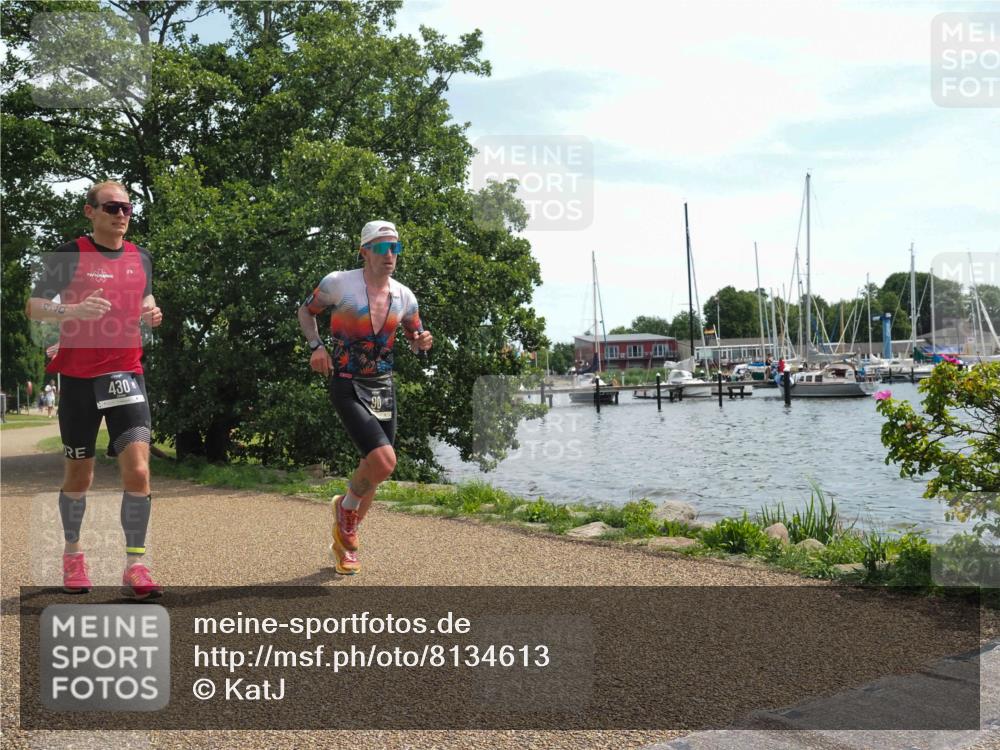 22.06.2025 - Viking Triathlon KatJ http://msf.ph/oto/8134613 22.06.2025 13:20:30 Laufen 90 meine-sportfotos.de