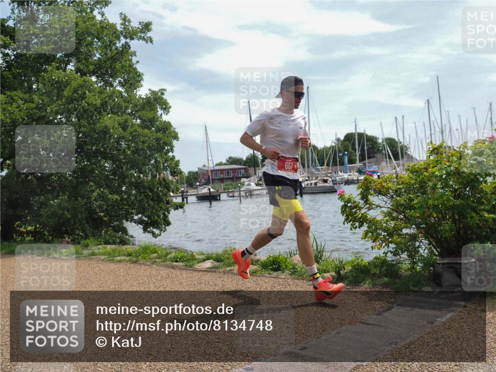 22.06.2025 - Viking Triathlon KatJ http://msf.ph/oto/8134748 22.06.2025 13:20:47 Laufen 57, 296, 651 meine-sportfotos.de