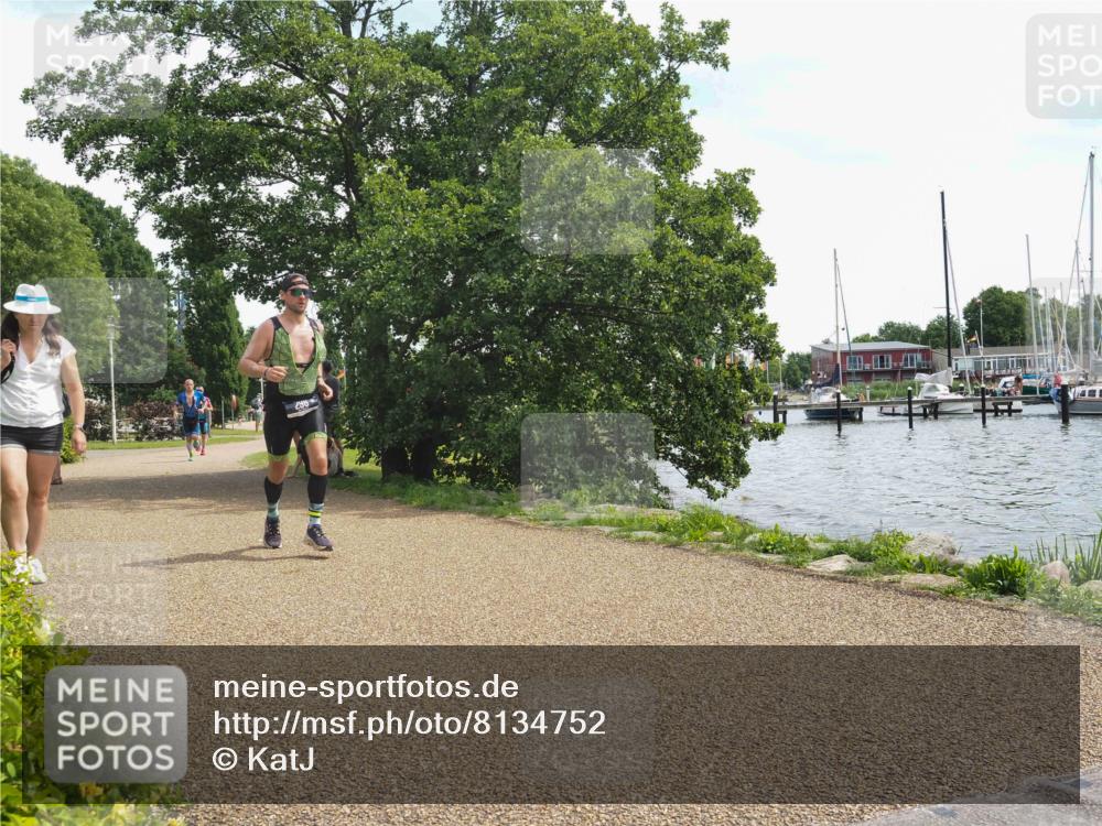 22.06.2025 - Viking Triathlon KatJ http://msf.ph/oto/8134752 22.06.2025 13:20:49 Laufen 296, 651 meine-sportfotos.de