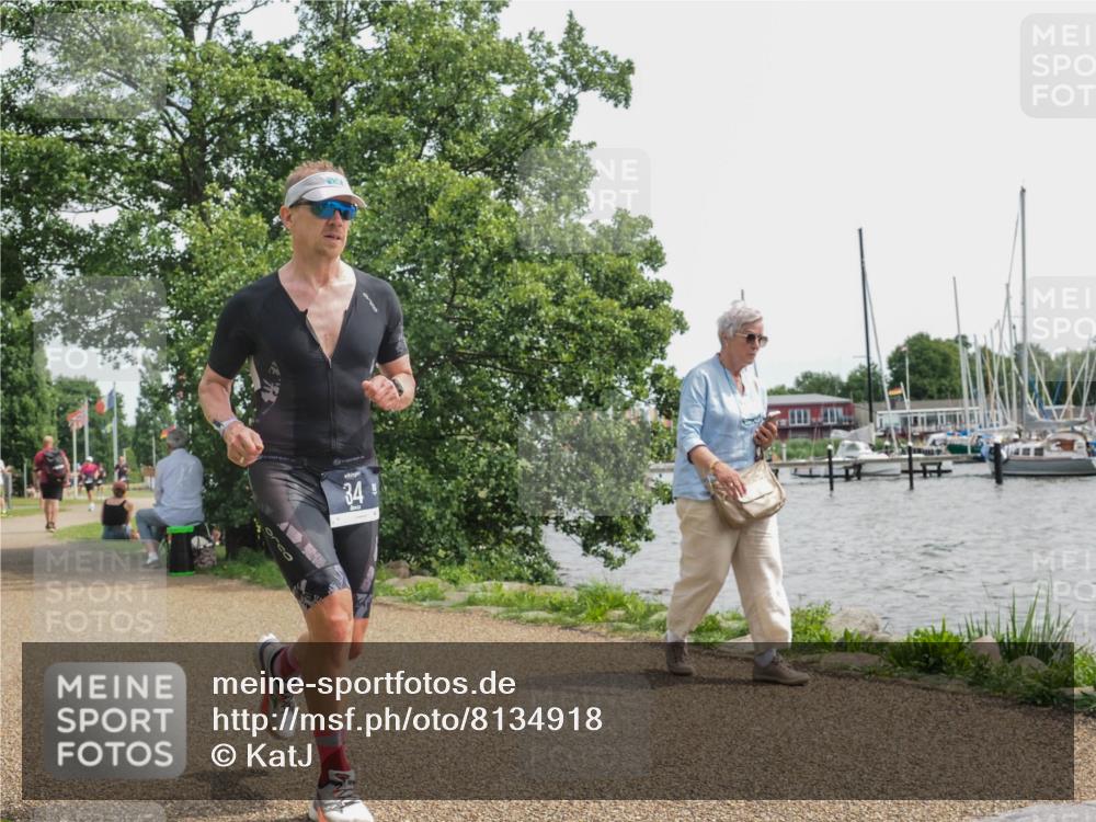 22.06.2025 - Viking Triathlon KatJ http://msf.ph/oto/8134918 22.06.2025 14:16:55 Laufen 34, 182, 546 meine-sportfotos.de