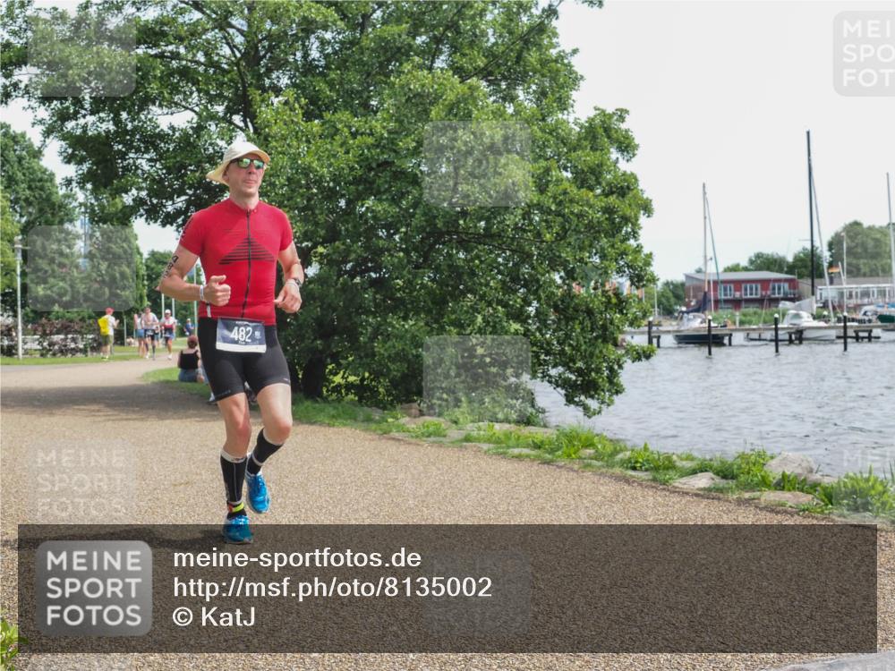 22.06.2025 - Viking Triathlon KatJ http://msf.ph/oto/8135002 22.06.2025 14:17:50 Laufen 482 meine-sportfotos.de