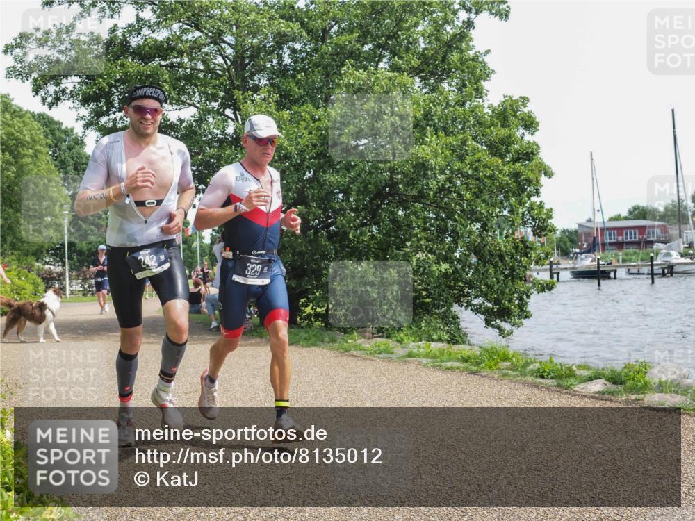 22.06.2025 - Viking Triathlon KatJ http://msf.ph/oto/8135012 22.06.2025 14:18:00 Laufen 242, 329 meine-sportfotos.de