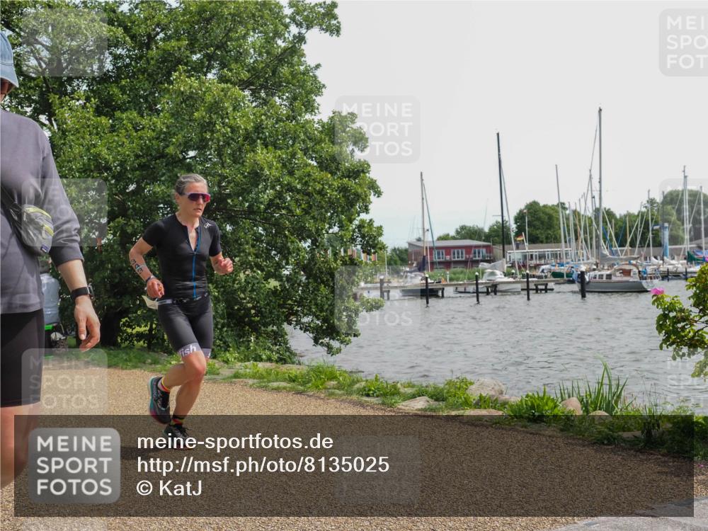 22.06.2025 - Viking Triathlon KatJ http://msf.ph/oto/8135025 22.06.2025 14:18:09 Laufen 12, 28, 194, 343 meine-sportfotos.de