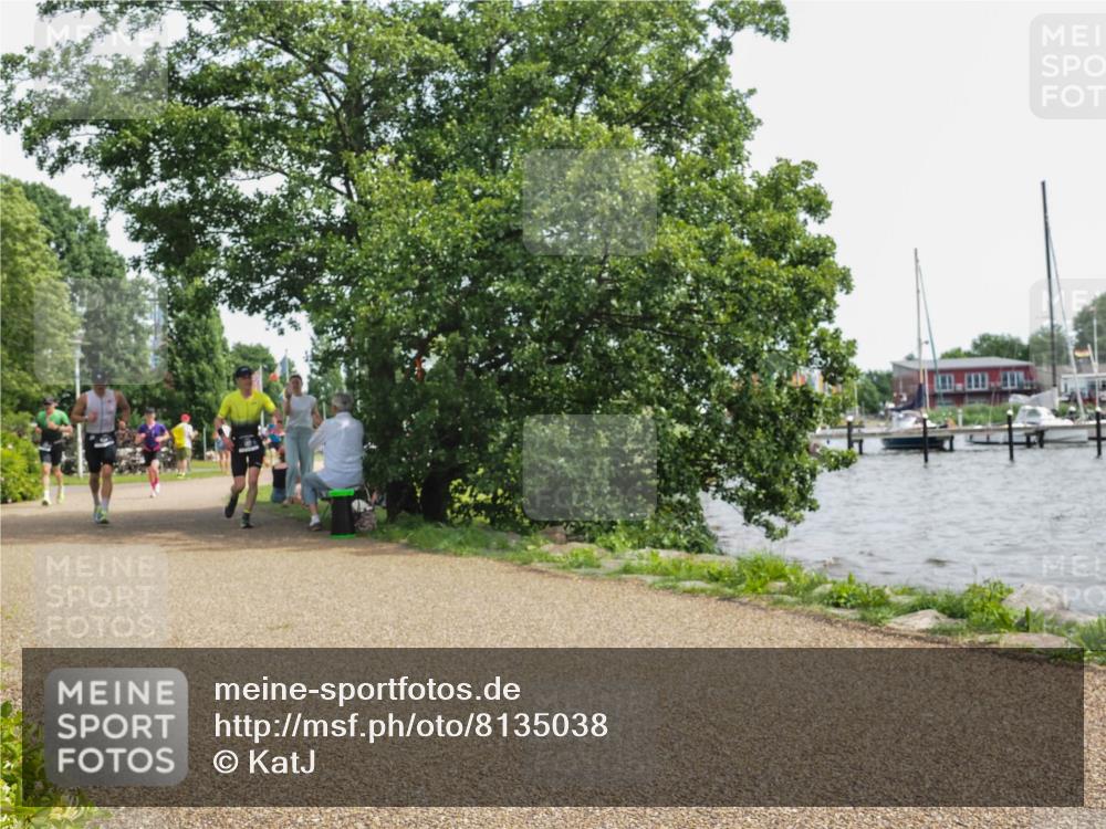 22.06.2025 - Viking Triathlon KatJ http://msf.ph/oto/8135038 22.06.2025 14:18:17 Laufen 148, 407 meine-sportfotos.de