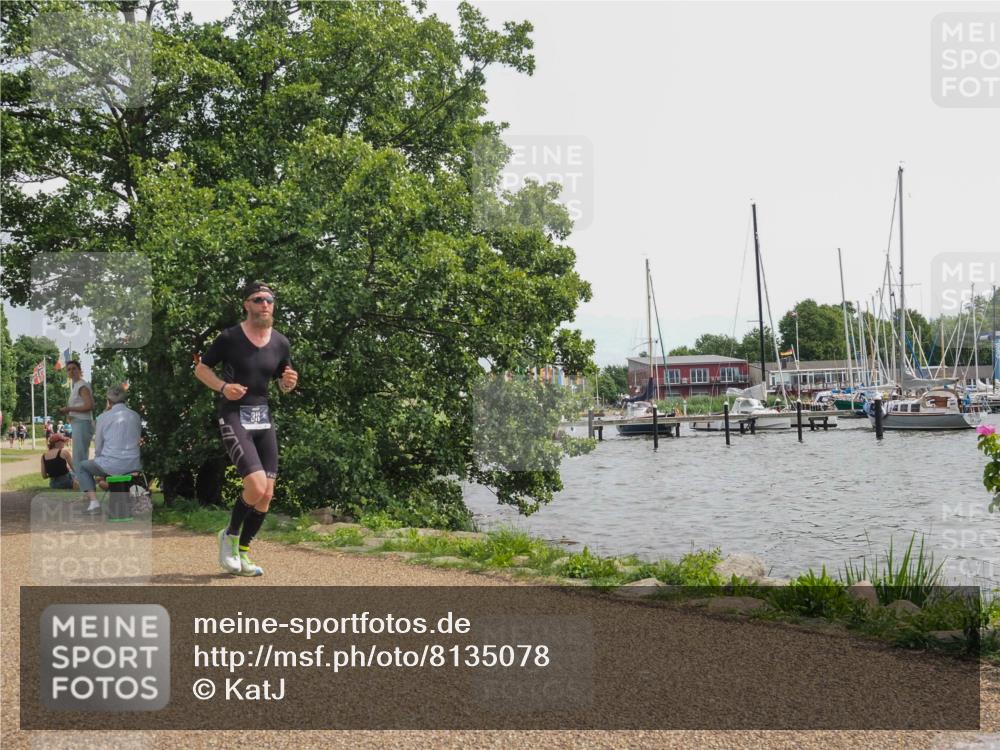 22.06.2025 - Viking Triathlon KatJ http://msf.ph/oto/8135078 22.06.2025 14:18:55 Laufen 311 meine-sportfotos.de