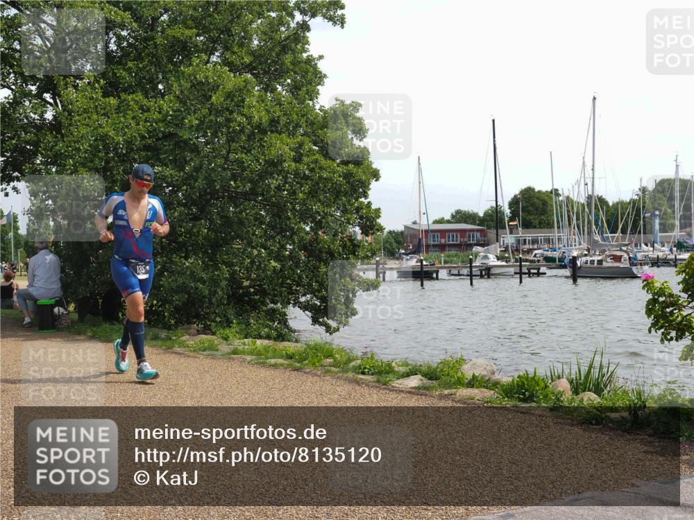 22.06.2025 - Viking Triathlon KatJ http://msf.ph/oto/8135120 22.06.2025 14:19:26 Laufen 135 meine-sportfotos.de