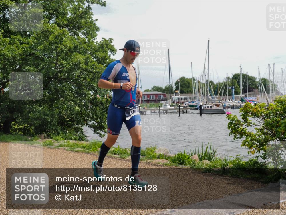22.06.2025 - Viking Triathlon KatJ http://msf.ph/oto/8135128 22.06.2025 14:19:27 Laufen 135 meine-sportfotos.de