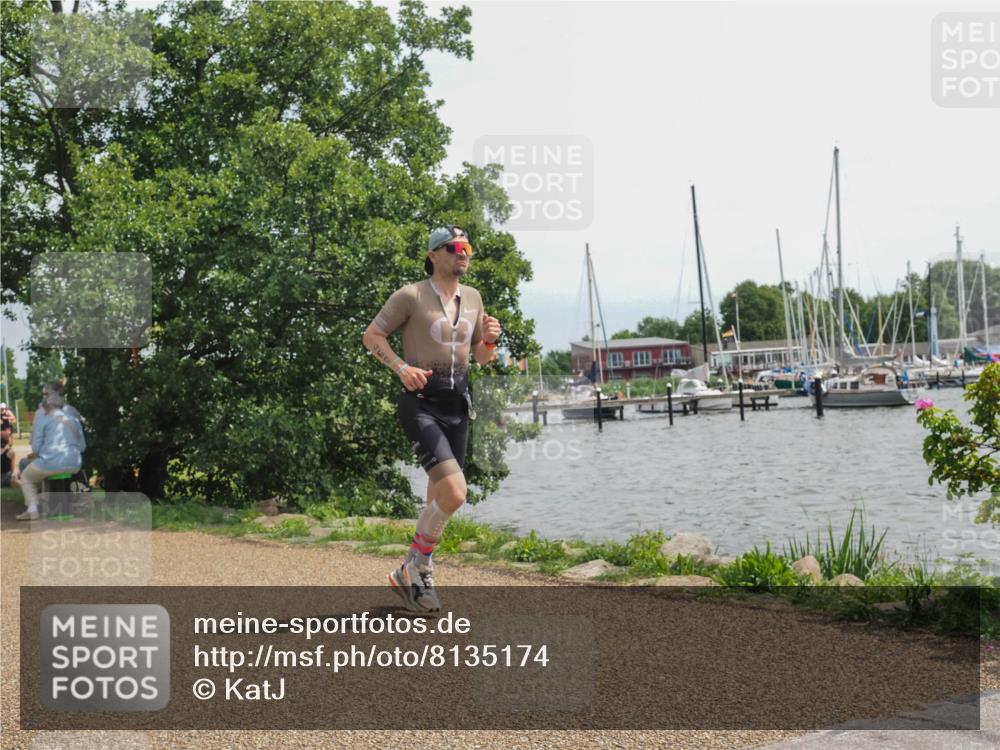 22.06.2025 - Viking Triathlon KatJ http://msf.ph/oto/8135174 22.06.2025 14:20:04 Laufen 464 meine-sportfotos.de