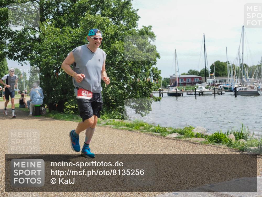 22.06.2025 - Viking Triathlon KatJ http://msf.ph/oto/8135256 22.06.2025 14:20:47 Laufen 42, 647 meine-sportfotos.de