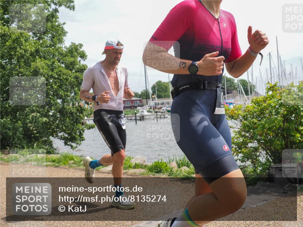 22.06.2025 - Viking Triathlon KatJ http://msf.ph/oto/8135274 22.06.2025 14:20:54 Laufen 448, 473 meine-sportfotos.de