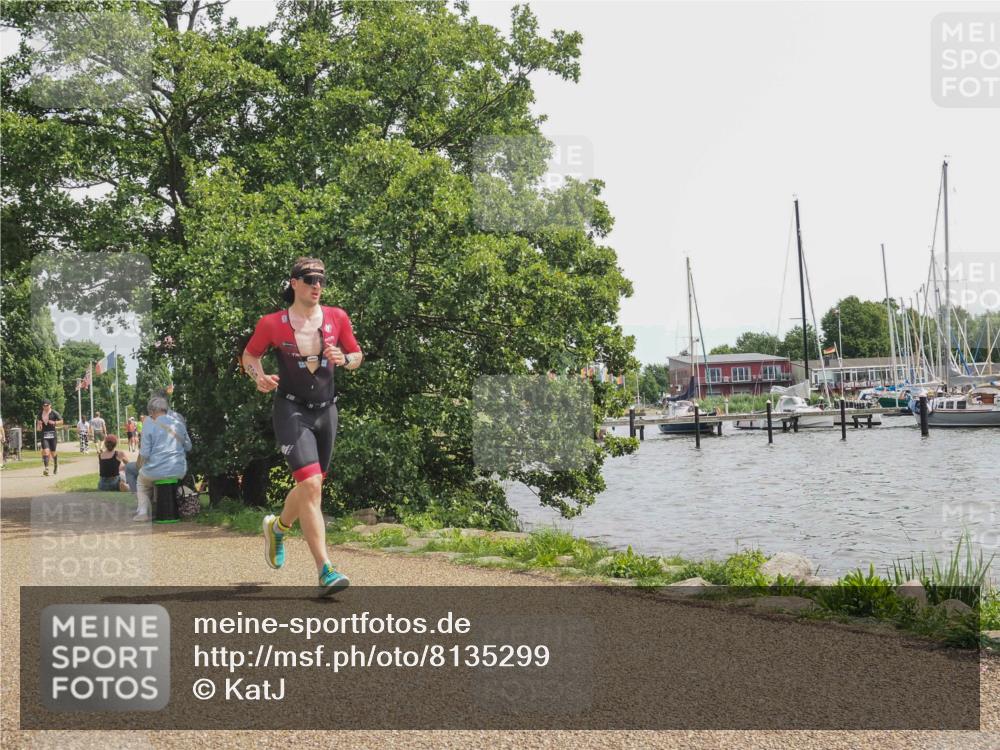 22.06.2025 - Viking Triathlon KatJ http://msf.ph/oto/8135299 22.06.2025 14:21:33 Laufen 429 meine-sportfotos.de
