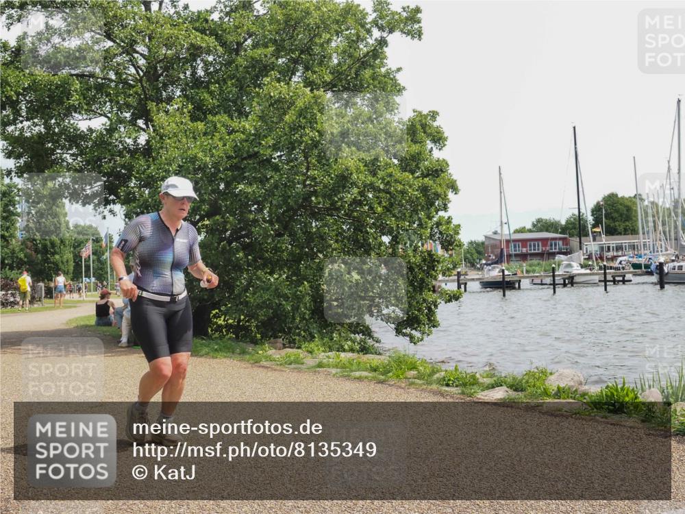 22.06.2025 - Viking Triathlon KatJ http://msf.ph/oto/8135349 22.06.2025 14:22:15 Laufen 454 meine-sportfotos.de