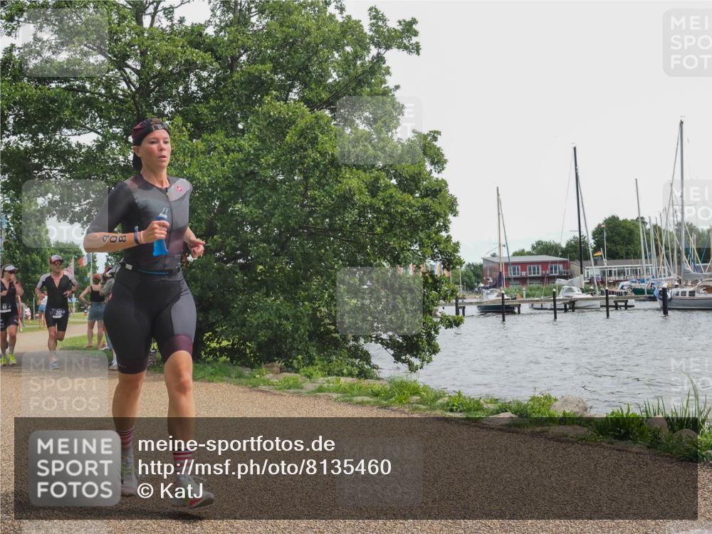 22.06.2025 - Viking Triathlon KatJ http://msf.ph/oto/8135460 22.06.2025 14:24:03 Laufen 88, 207, 408 meine-sportfotos.de