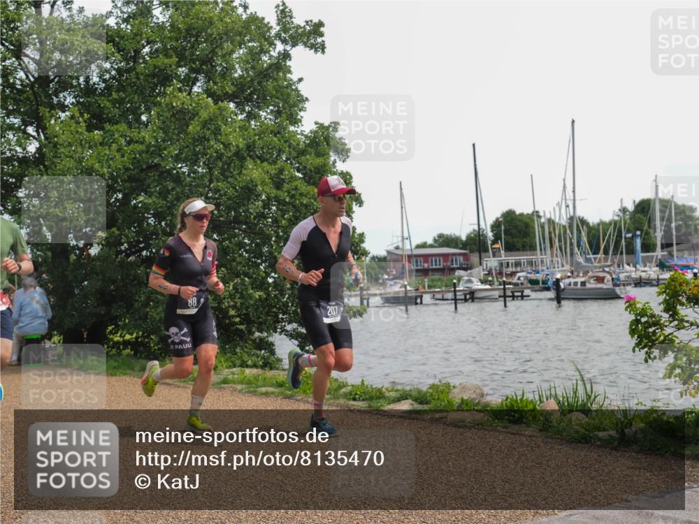 22.06.2025 - Viking Triathlon KatJ http://msf.ph/oto/8135470 22.06.2025 14:24:06 Laufen 88, 207, 408, 451, 634 meine-sportfotos.de