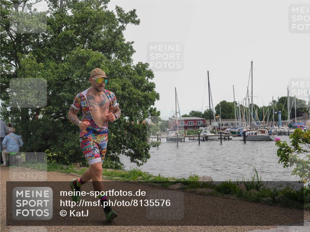 22.06.2025 - Viking Triathlon KatJ http://msf.ph/oto/8135576 22.06.2025 14:25:39 Laufen 501, 517 meine-sportfotos.de