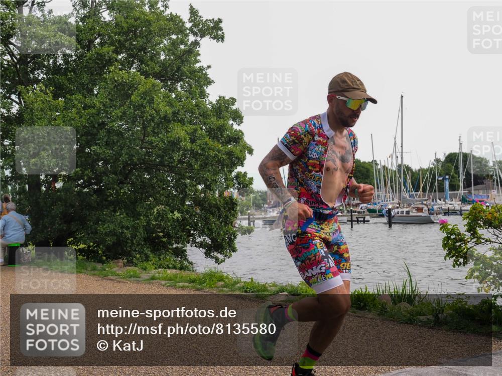 22.06.2025 - Viking Triathlon KatJ http://msf.ph/oto/8135580 22.06.2025 14:25:40 Laufen 501, 517 meine-sportfotos.de