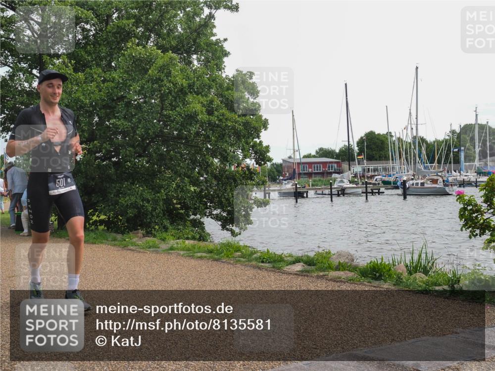 22.06.2025 - Viking Triathlon KatJ http://msf.ph/oto/8135581 22.06.2025 14:25:41 Laufen 214, 501, 517 meine-sportfotos.de