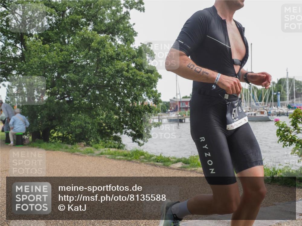 22.06.2025 - Viking Triathlon KatJ http://msf.ph/oto/8135588 22.06.2025 14:25:42 Laufen 214, 501, 517 meine-sportfotos.de