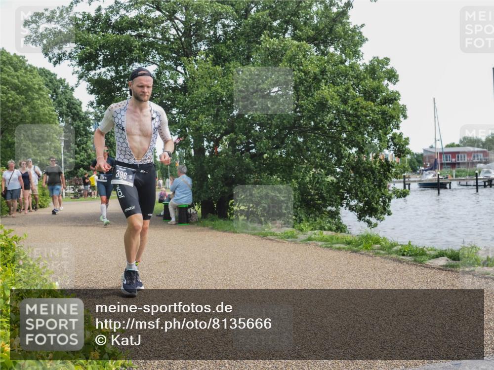 22.06.2025 - Viking Triathlon KatJ http://msf.ph/oto/8135666 22.06.2025 14:26:28 Laufen 396, 398 meine-sportfotos.de
