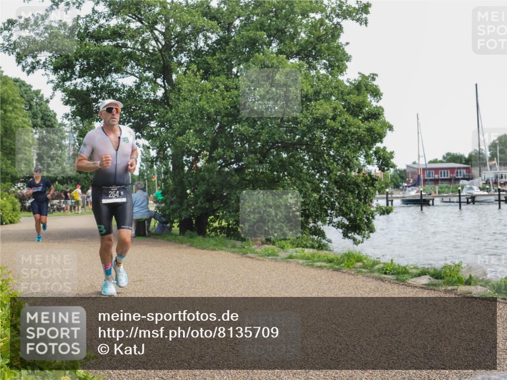 22.06.2025 - Viking Triathlon KatJ http://msf.ph/oto/8135709 22.06.2025 14:27:17 Laufen 109, 254, 301 meine-sportfotos.de