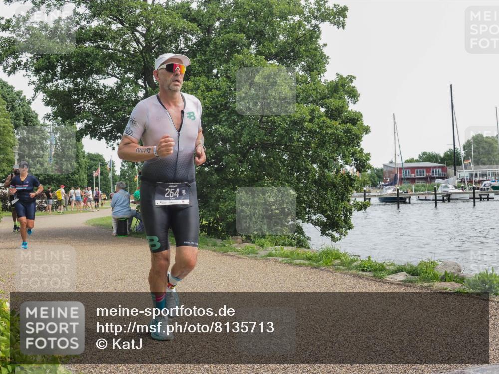 22.06.2025 - Viking Triathlon KatJ http://msf.ph/oto/8135713 22.06.2025 14:27:17 Laufen 109, 254, 301 meine-sportfotos.de