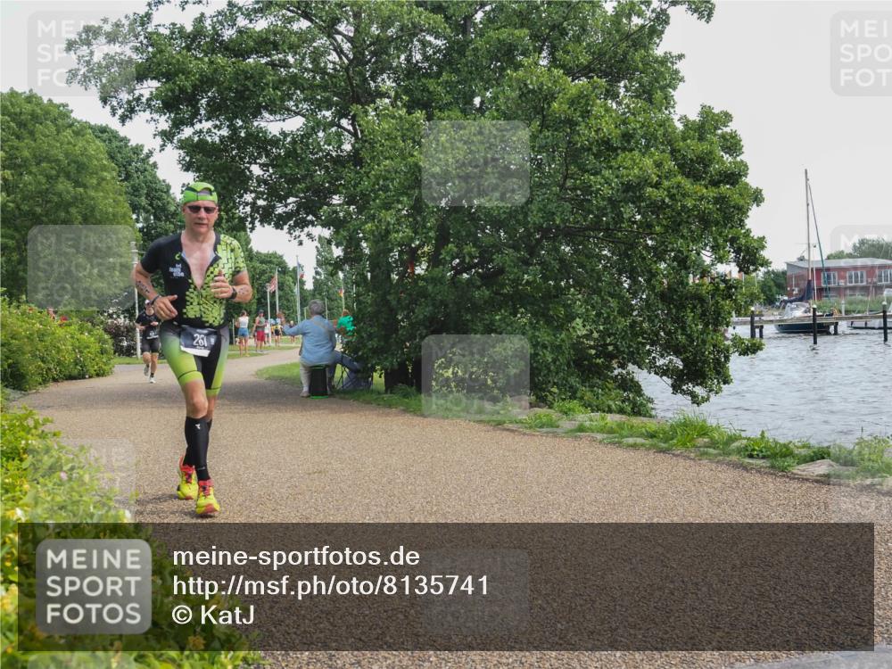 22.06.2025 - Viking Triathlon KatJ http://msf.ph/oto/8135741 22.06.2025 14:27:41 Laufen 261 meine-sportfotos.de