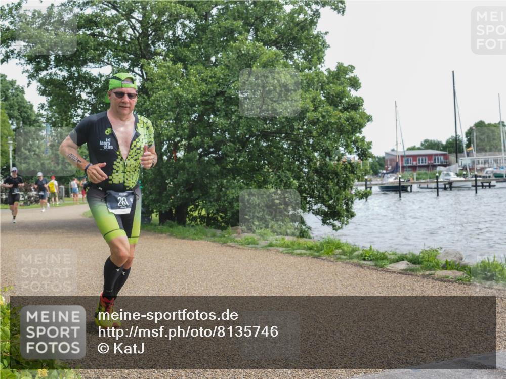 22.06.2025 - Viking Triathlon KatJ http://msf.ph/oto/8135746 22.06.2025 14:27:42 Laufen 261 meine-sportfotos.de