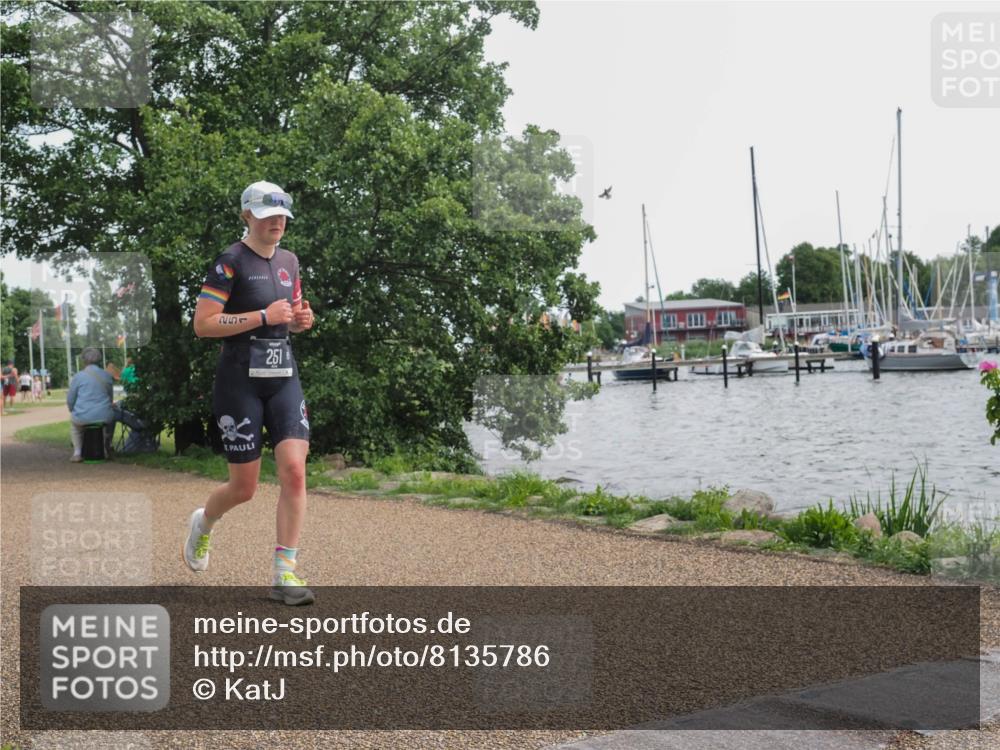 22.06.2025 - Viking Triathlon KatJ http://msf.ph/oto/8135786 22.06.2025 14:28:05 Laufen 251 meine-sportfotos.de