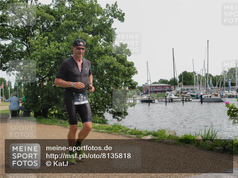22.06.2025 - Viking Triathlon KatJ http://msf.ph/oto/8135818 22.06.2025 14:28:36 Laufen 127, 219 meine-sportfotos.de