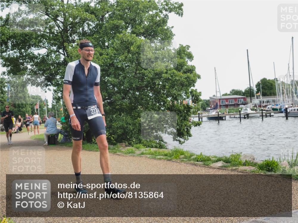 22.06.2025 - Viking Triathlon KatJ http://msf.ph/oto/8135864 22.06.2025 14:29:37 Laufen 223 meine-sportfotos.de