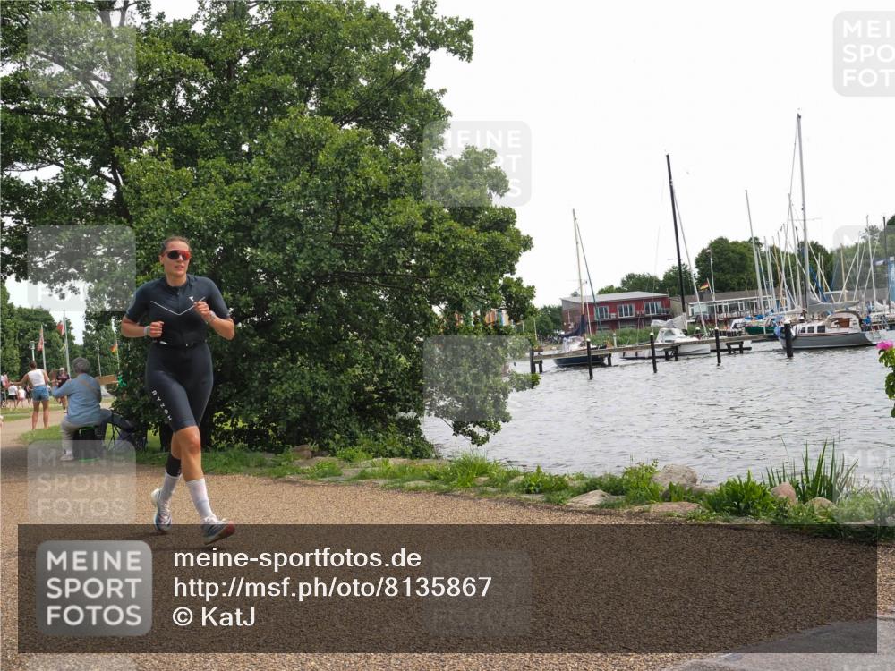 22.06.2025 - Viking Triathlon KatJ http://msf.ph/oto/8135867 22.06.2025 14:29:41 Laufen 20, 223 meine-sportfotos.de