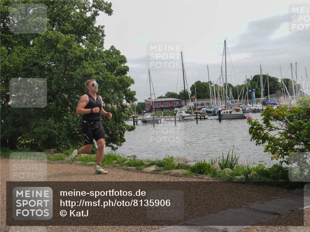 22.06.2025 - Viking Triathlon KatJ http://msf.ph/oto/8135906 22.06.2025 14:30:06 Laufen 215, 342, 535 meine-sportfotos.de