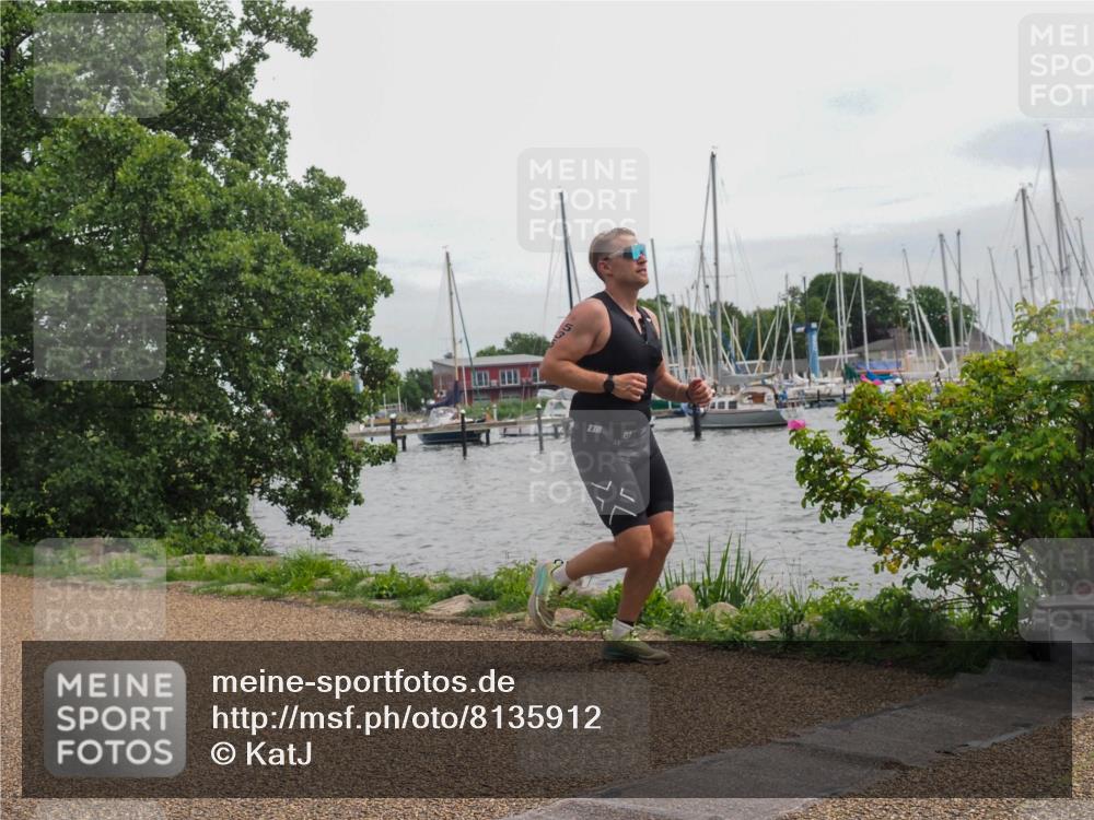 22.06.2025 - Viking Triathlon KatJ http://msf.ph/oto/8135912 22.06.2025 14:30:06 Laufen 215, 342, 535 meine-sportfotos.de