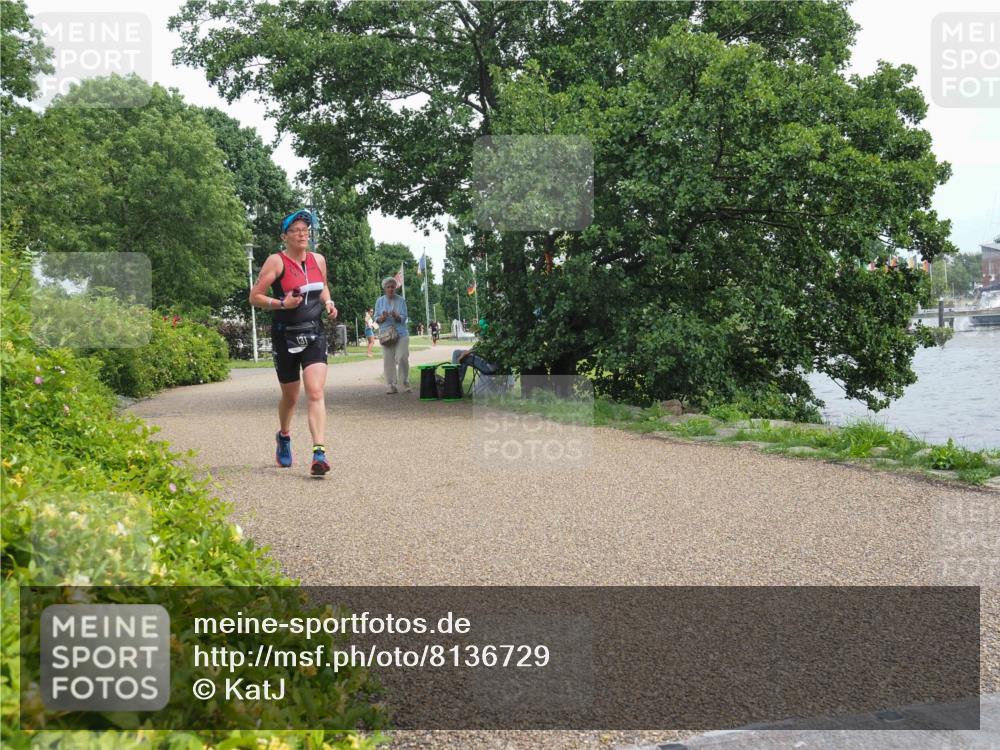 22.06.2025 - Viking Triathlon KatJ http://msf.ph/oto/8136729 22.06.2025 14:42:05 Laufen 131 meine-sportfotos.de