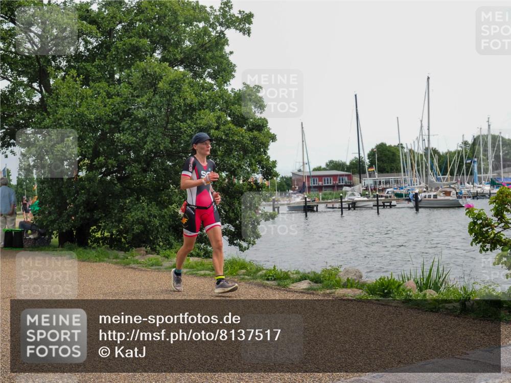 22.06.2025 - Viking Triathlon KatJ http://msf.ph/oto/8137517 22.06.2025 14:51:57 Laufen 304, 639 meine-sportfotos.de